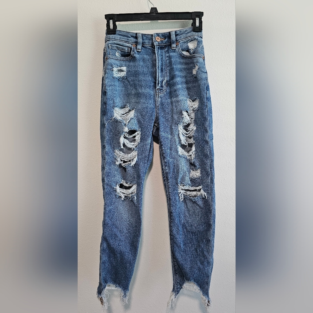 [*3 Items For $20 In Bundle*] AMERICAN EAGLE | Highest Rise Mom Jeans 00 X-short